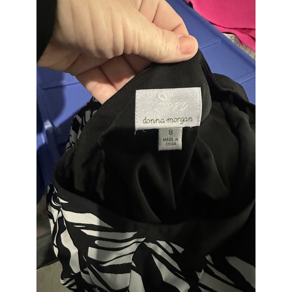 Donna Morgan Dress Women's Size 8 Black White Print - Picture 3 of 3